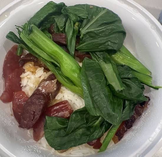 104. Chinese Sausage and Cured Meats on Rice 臘味飯